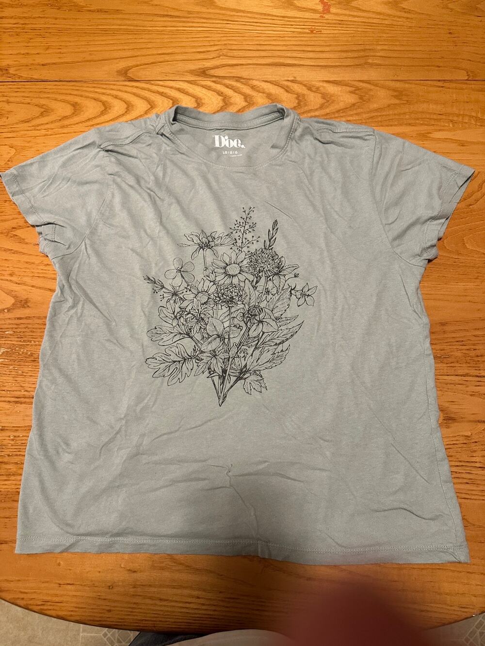Women's L Muted Sage Green Botanical Wildflower Line Art Graphic Tee